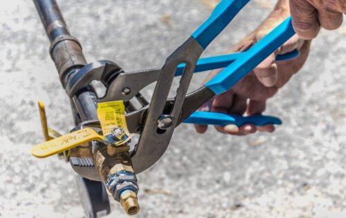Channellock Tongue and Groove Pliers 460 — gripping pipe fittings plumbing repairs