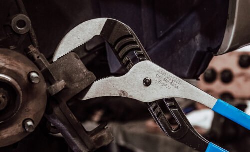 Channellock Tongue and Groove Pliers 480 — gripping pipe fittings plumbing repairs